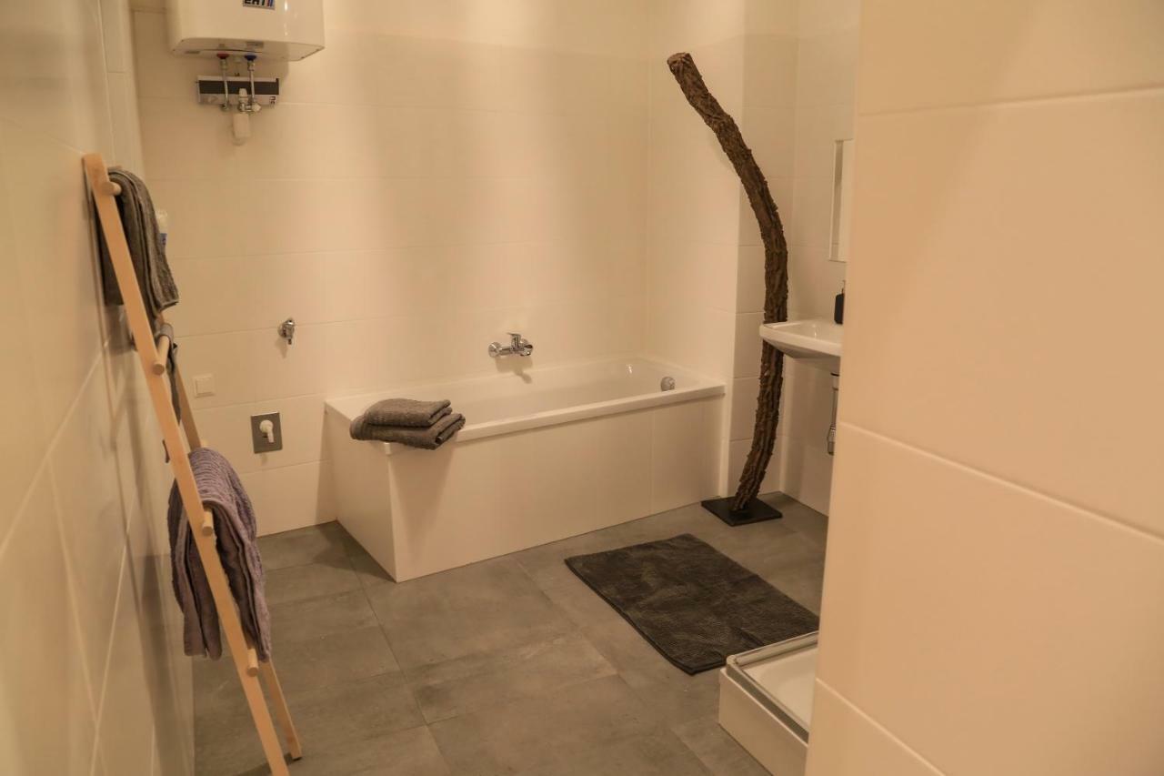 Lovely Apartment In The Heart Of Graz Bagian luar foto