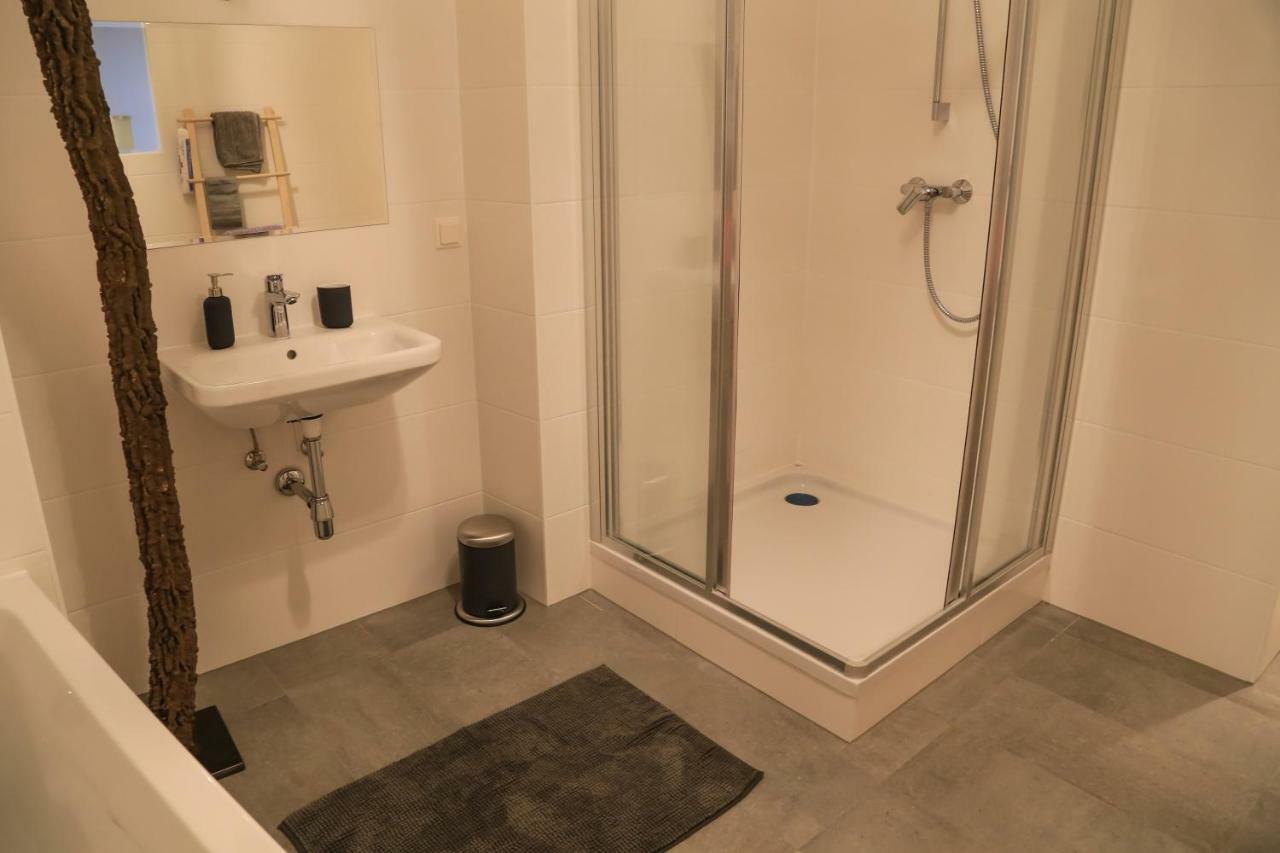 Lovely Apartment In The Heart Of Graz Bagian luar foto